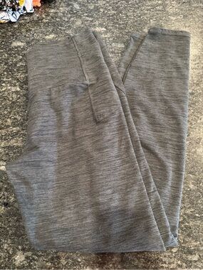 Grace & Lace Heather Grey Knit Leggings